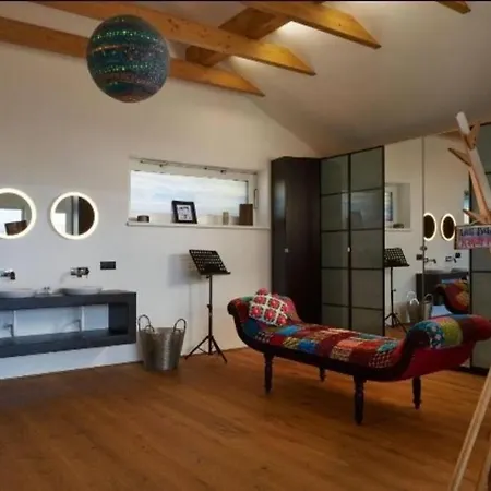 Alpstuga Luxury Panorama *